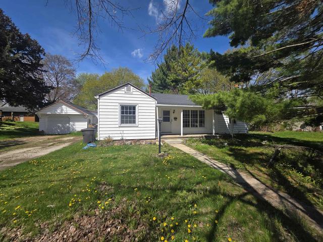 142 N Newcomb St, Whitewater, WI 53190