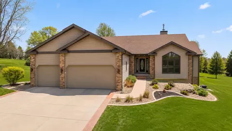 116 Sandy Ct, Mount Horeb, WI 53572