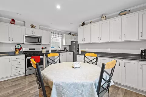 Kitchen - w1325 Spring Grove Road, Ripon, WI 54971 photo 3 of 4