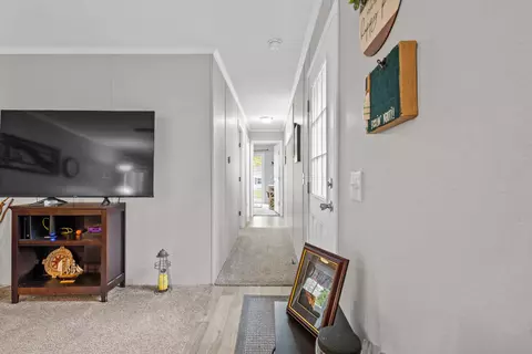 Entry Way - w1325 Spring Grove Road, Ripon, WI 54971 photo 4 of 4