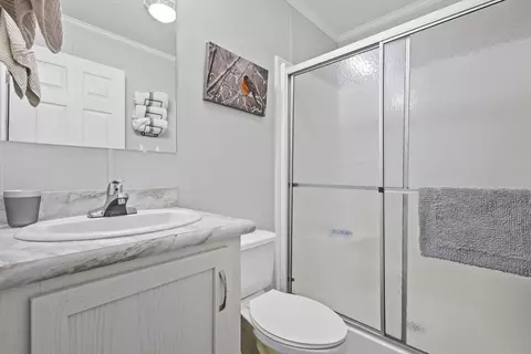 Bath - w1325 Spring Grove Road, Ripon, WI 54971 photo 3 of 3
