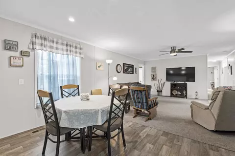 Dining - w1325 Spring Grove Road, Ripon, WI 54971 photo 1 of 1