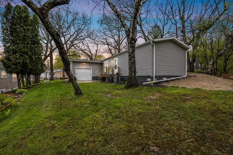 Exterior - w1325 Spring Grove Road, Ripon, WI 54971 photo 12 of 21