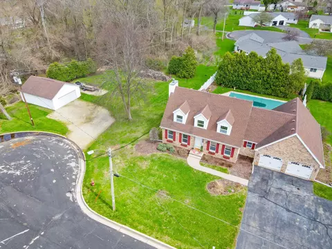 413 Park St, Cambridge, WI 53523