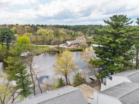 227 Canyon Rd #6, Wisconsin Dells, WI 53965