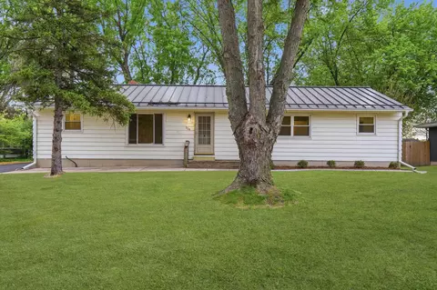 326 Prairie View Ct, Oregon, WI 53575