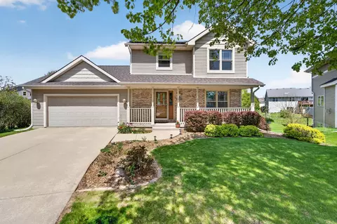 2877 Larkspur Ln, Fitchburg, WI 53711