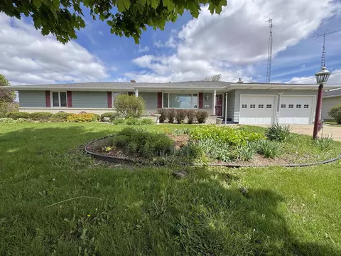 1404 29th Ave, Monroe, WI 53566