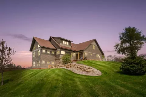 16195 Apt A Coy Ln, Viola, WI 54664