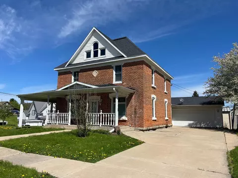 1180 Clover St, Plain, WI 53577