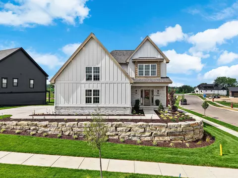 1601 Ginger Ln, Waunakee, WI 53593