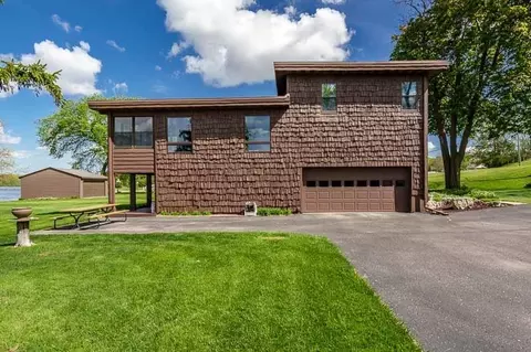 3004 Riverside Dr, Beloit, WI 53511