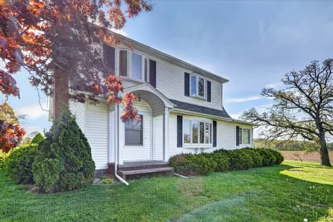 14529 W Spring Valley Rd, Orfordville, WI 53576