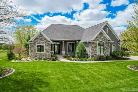 659 Rinpoche Ln, Oregon, WI 53575