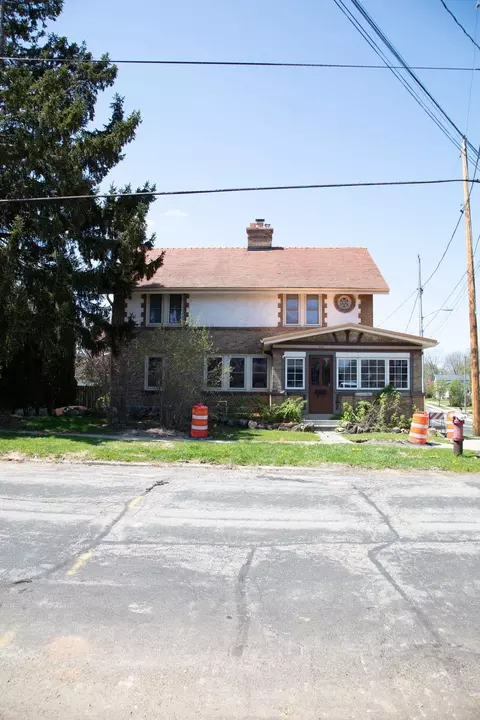 414 Dewey St, Watertown, WI 53094