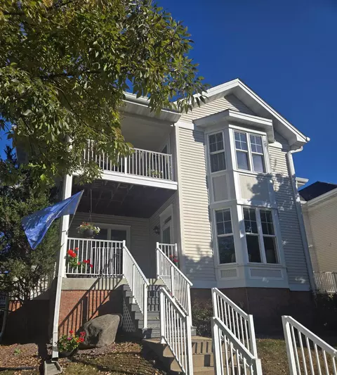 620 Cedar St #101, Richland Center, WI 53581