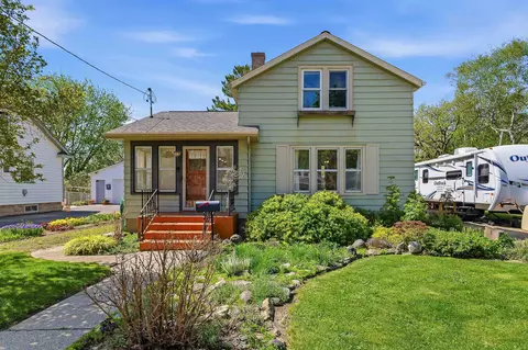 218 Roller Ave, Beaver Dam, WI 53916