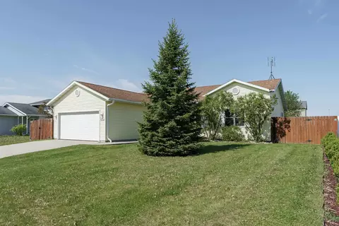 Exterior - 206 Cedar Ave, Delavan, WI 53115 photo 2 of 8