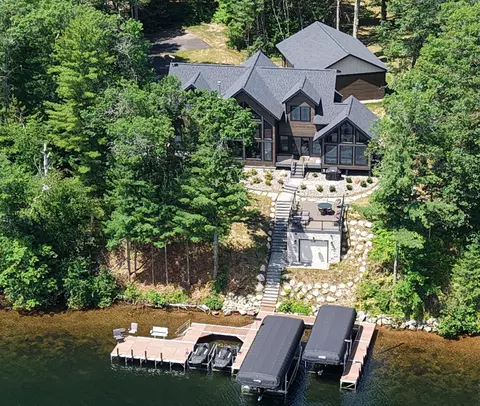 14113 Yeschek Ln, Lac Du Flambeau, WI 54538