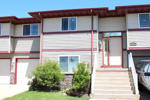 2750 Hazelnut Trl, Sun Prairie, WI 53590