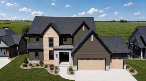 1109 Kyron Dr, Waunakee, WI 53597