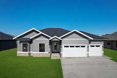 236 Falcon Ct, Sauk City, WI 53583