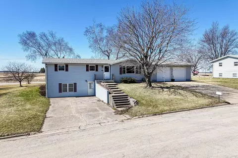 13617 Bartow Rd, Fennimore, WI 53809