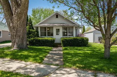 1413 Woodman Rd, Janesville, WI 53545