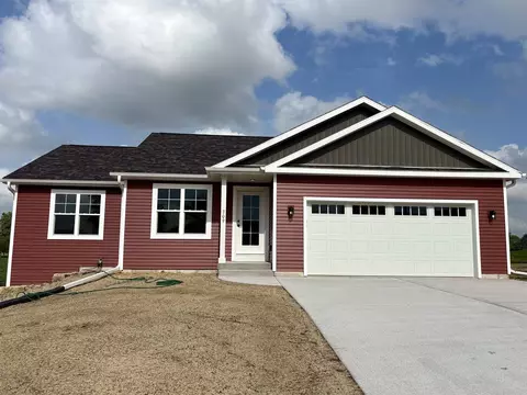 309 Prairie Hills Dr, Dodgeville, WI 53533