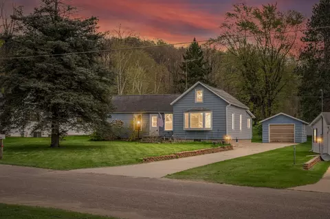 103 Oak St, Necedah, WI 54646