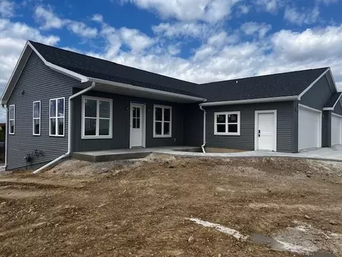 814 Lakeview Ln, Ripon, WI 54971