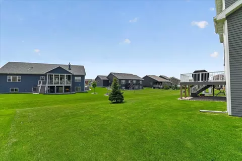 Exterior - 4416 Eagle Ridge Ln, Windsor, WI 53598 photo 5 of 9