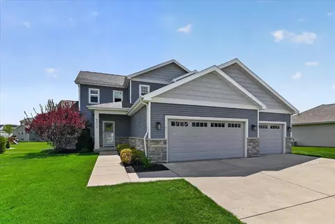 Exterior - 4416 Eagle Ridge Ln, Windsor, WI 53598 photo 1 of 9