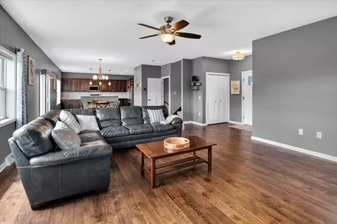 Living - 4416 Eagle Ridge Ln, Windsor, WI 53598 photo 2 of 2