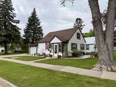 200 Grandview Ave, Waupun, WI 53963