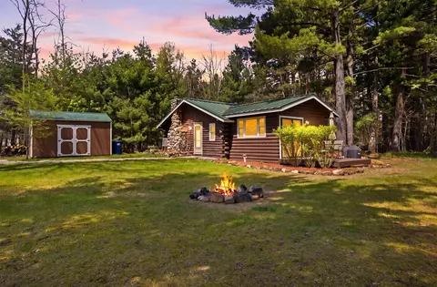 1148 N Gale Dr, Wisconsin Dells, WI 53965