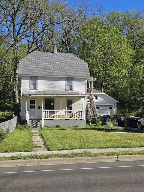 231 E Racine St, Janesville, WI 53545