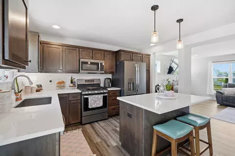 813 Feather Sound Dr, Verona, WI 53593