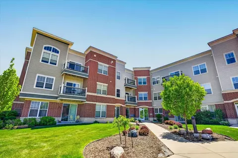5192 Sassafras Dr #205, Fitchburg, WI 53711