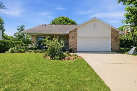 2897 Brian Ln, Fitchburg, WI 53711