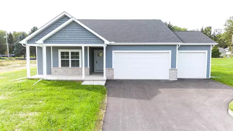 405 Ridge Ct, Orfordville, WI 53576