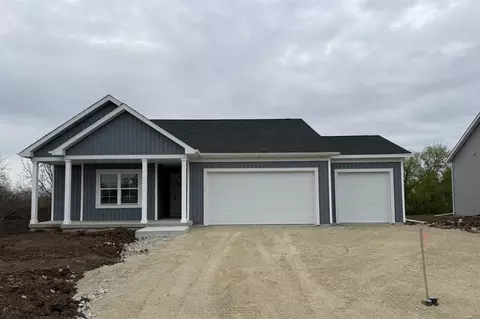 405 Ridge Ct, Orfordville, WI 53576