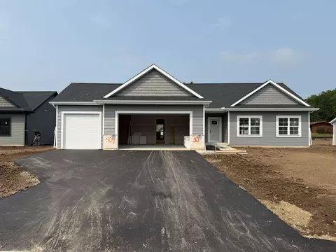 409 Ridge Ct, Orfordville, WI 53576