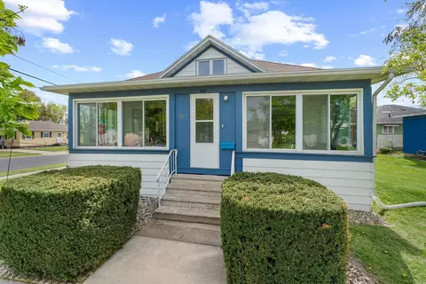 202 Sumner Ave, Tomah, WI 54660