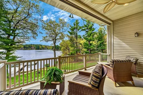 414 E Hiawatha Dr #103, Wisconsin Dells, WI 53965
