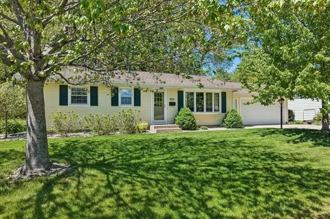 345 Veldor St, Oregon, WI 53575