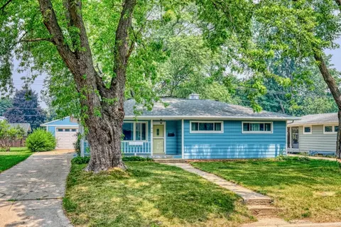 616 West St, Stoughton, WI 53589