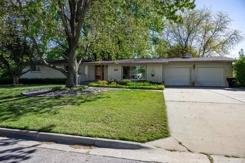 111 W Monroe St, Mauston, WI 53948