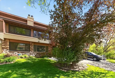 517 Knightsbridge Rd, Waunakee, WI 53597
