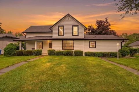 312 S Vine St, Belleville, WI 53508
